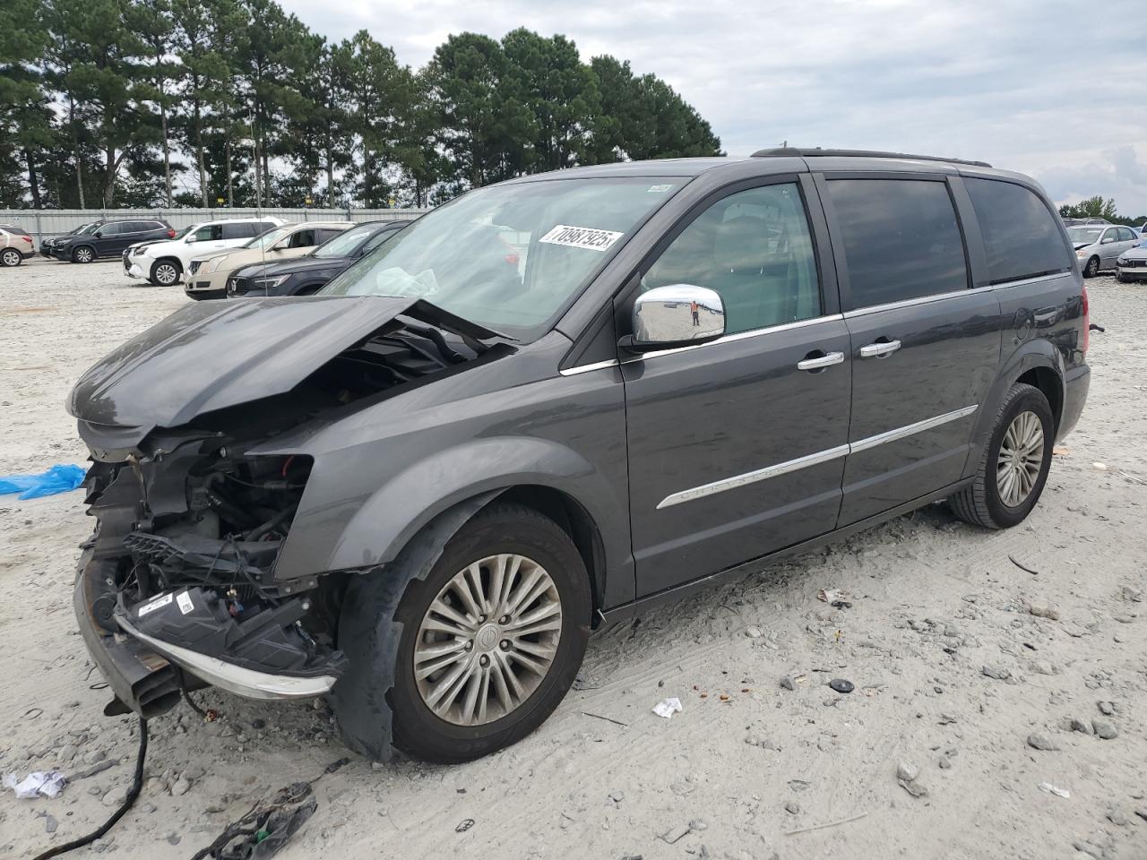 2016 Chrysler Town & cou TOURING L