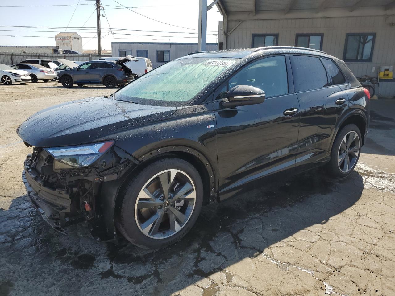 2024 Audi Q4 e-tron PREMIUM PLUS