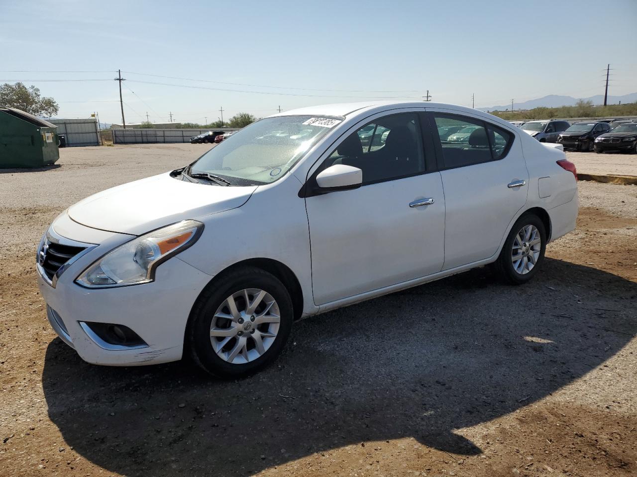 2018 Nissan Versa s S