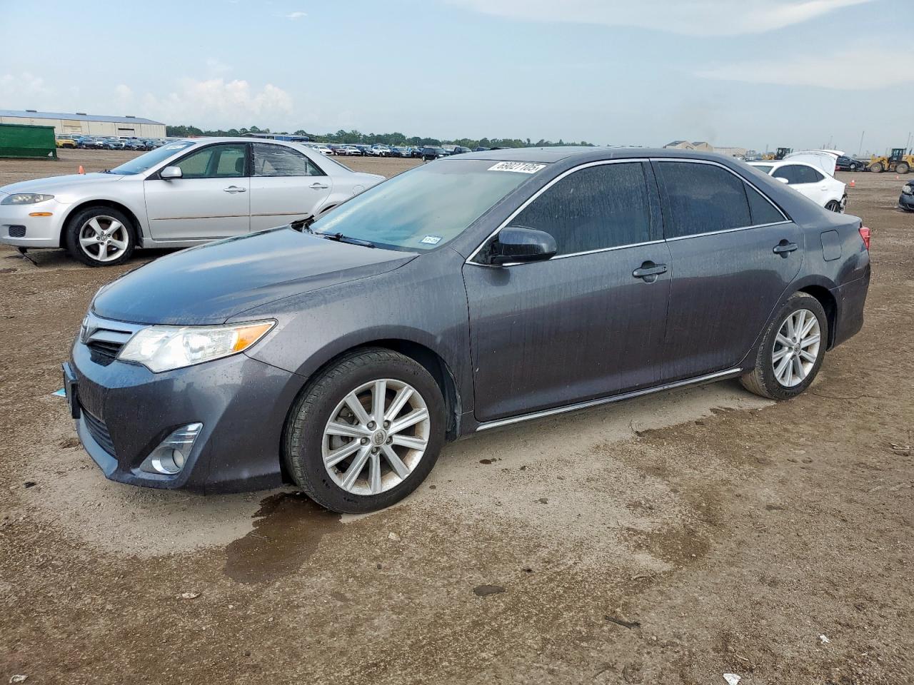 2014 Toyota Camry l L