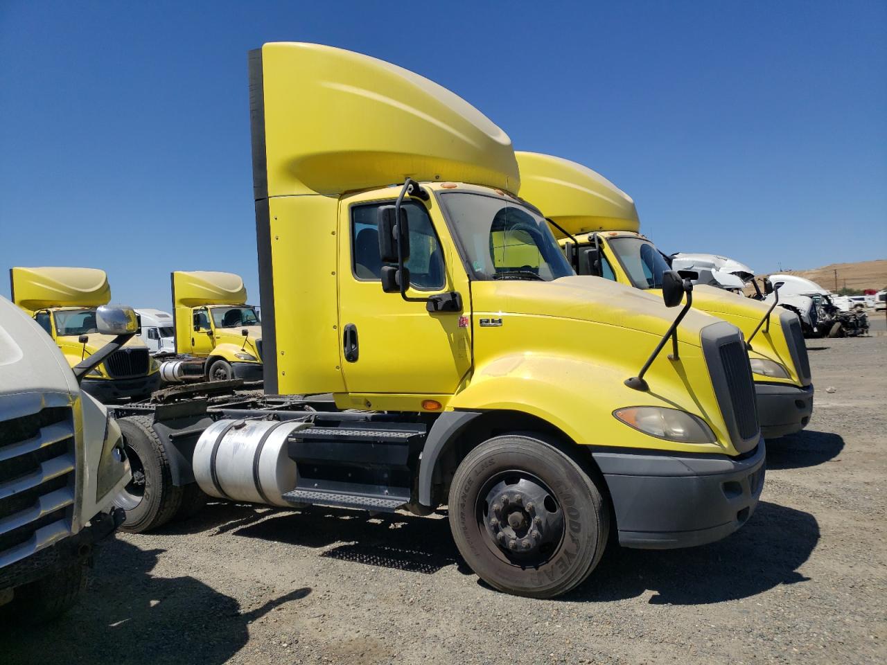 2018 International Rh613 semi truck