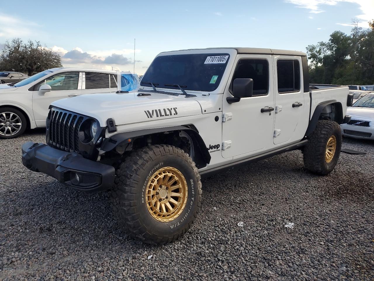 2022 Jeep Gladiator Sport