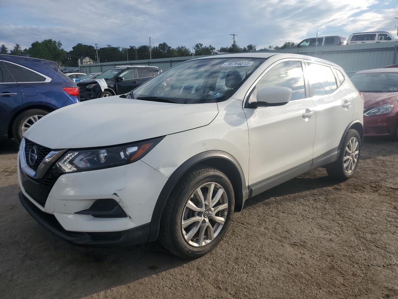 2022 Nissan Rogue spor S