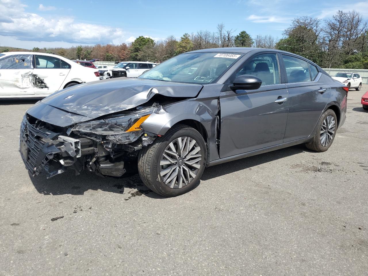 2024 Nissan Altima sv SV