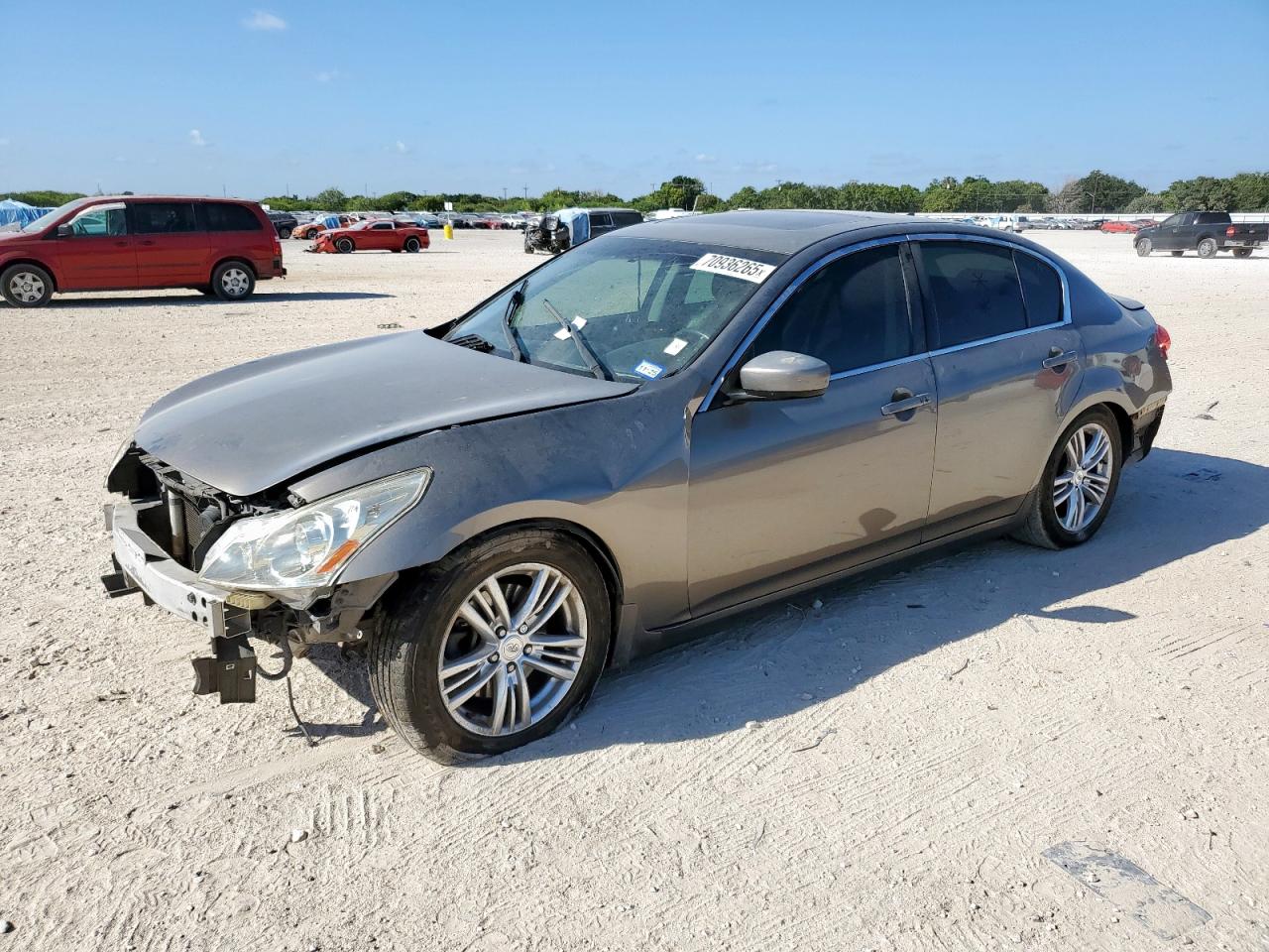 2012 Infiniti G37