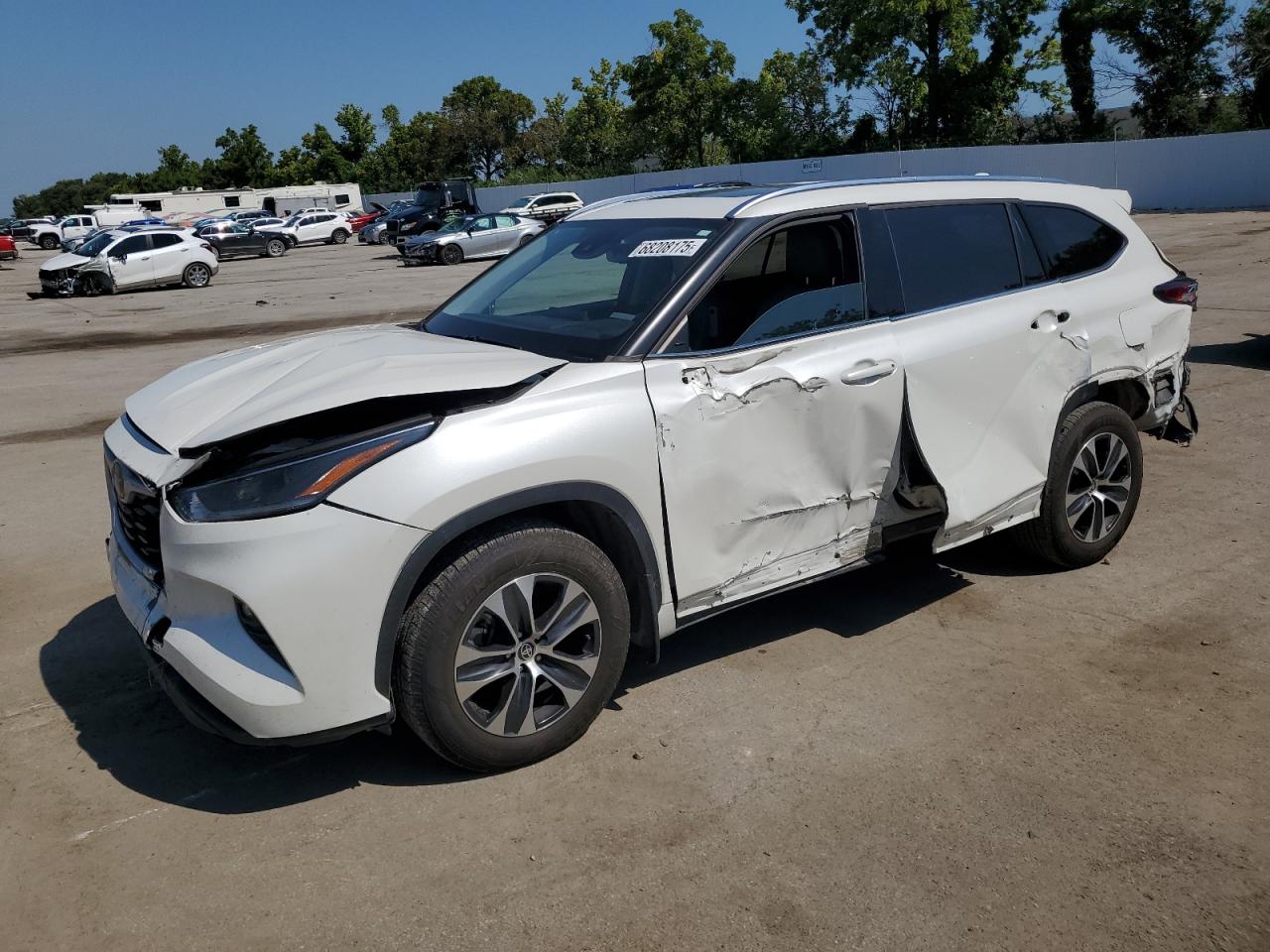 2021 Toyota Highlander xle XLE