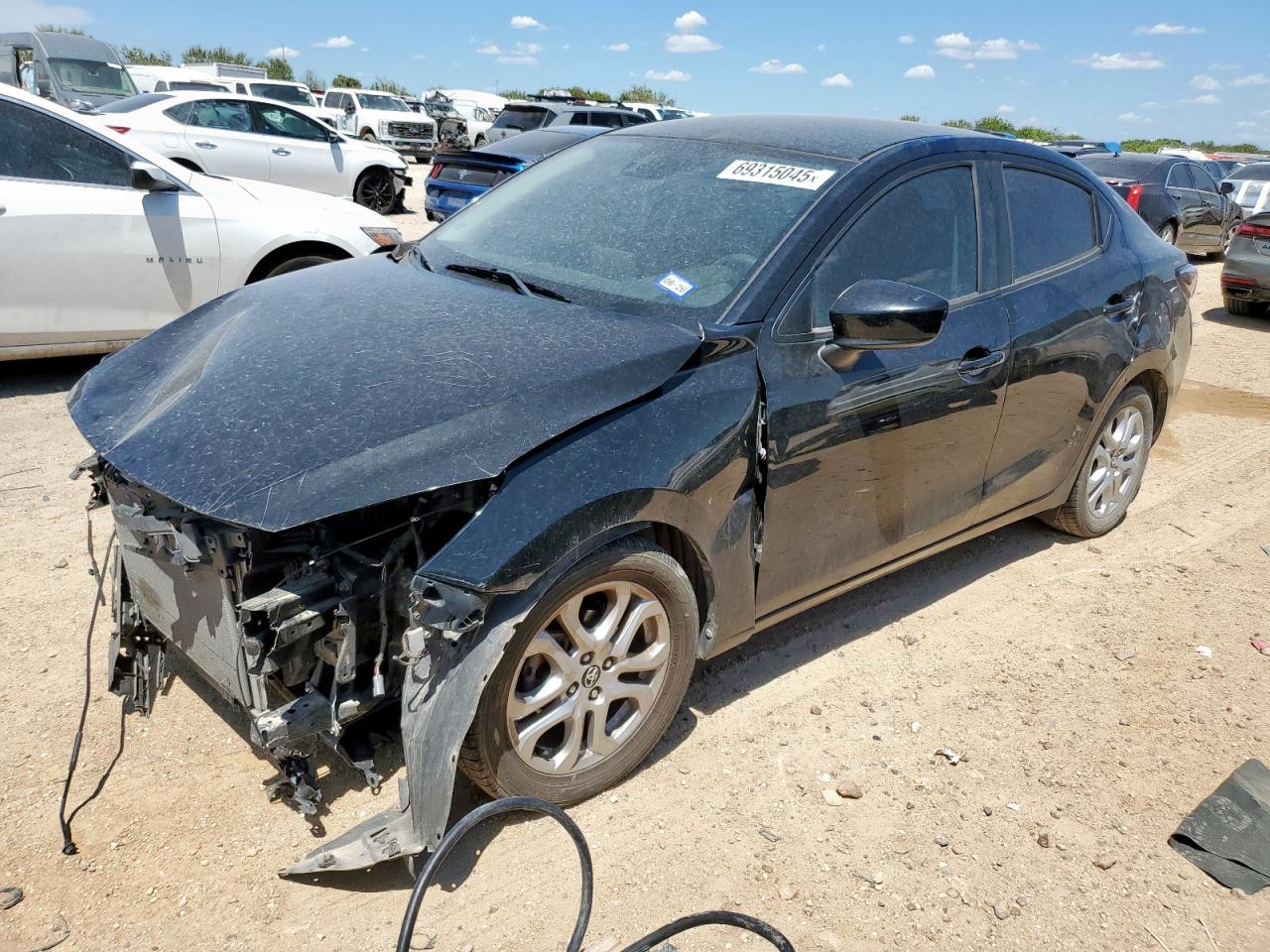 2017 Toyota Yaris ia
