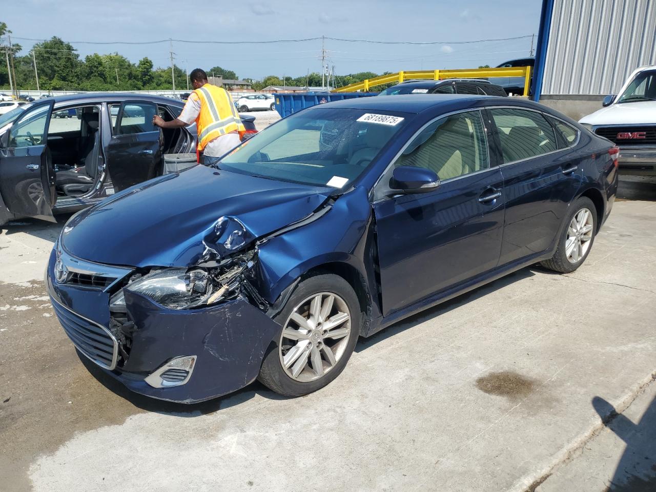 2013 Toyota Avalon bas