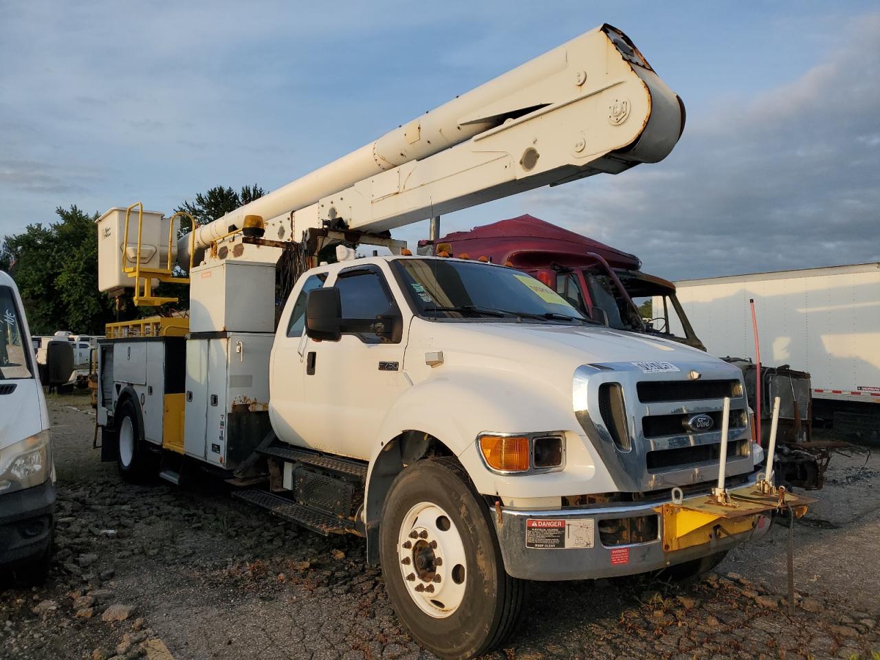 2012 Ford F-750