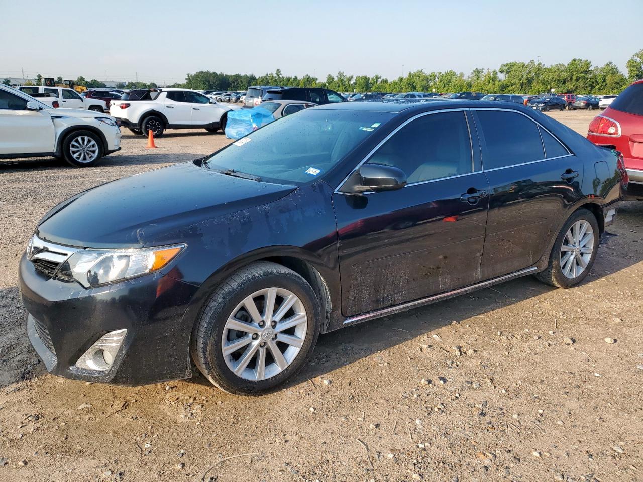 Toyota Camry base