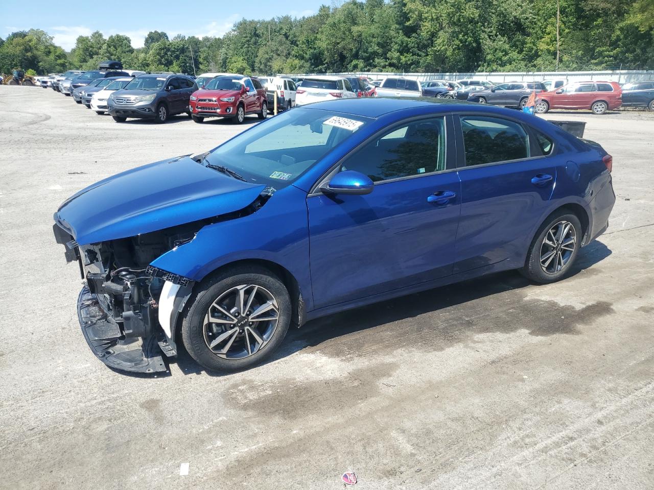 2022 Kia Forte fe FE