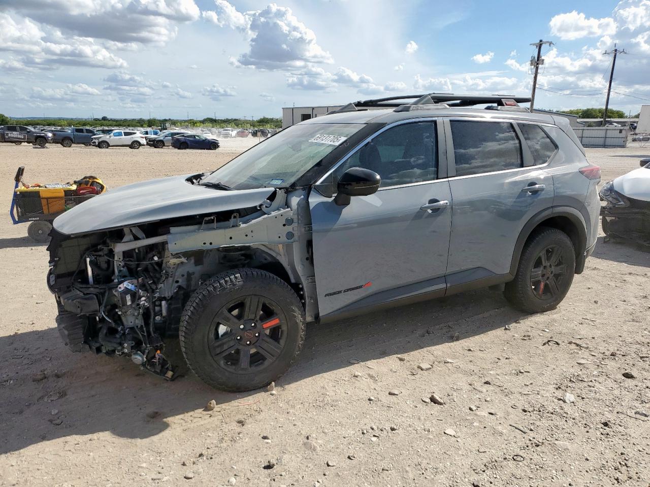 2025 Nissan Rogue sv