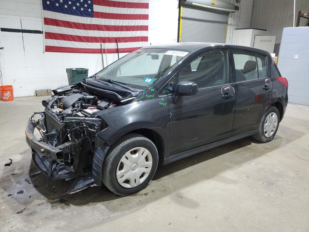 2012 Nissan Versa s S