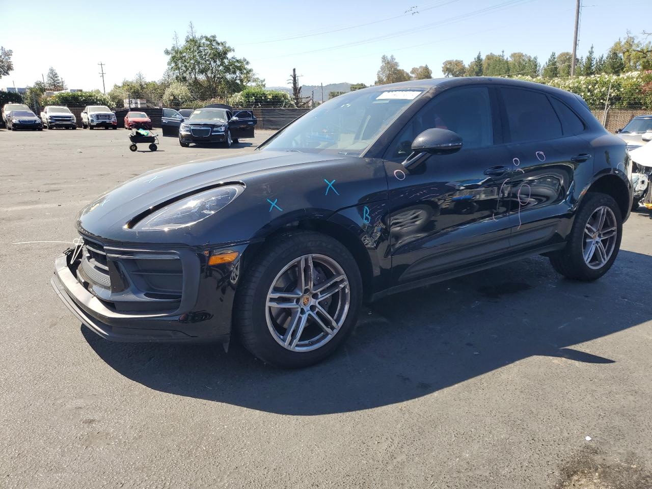 2024 Porsche Macan base BASE