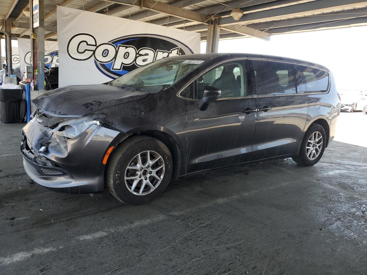 2022 Chrysler Voyager
