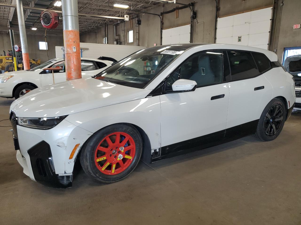 2022 BMW Ix xdrive5
