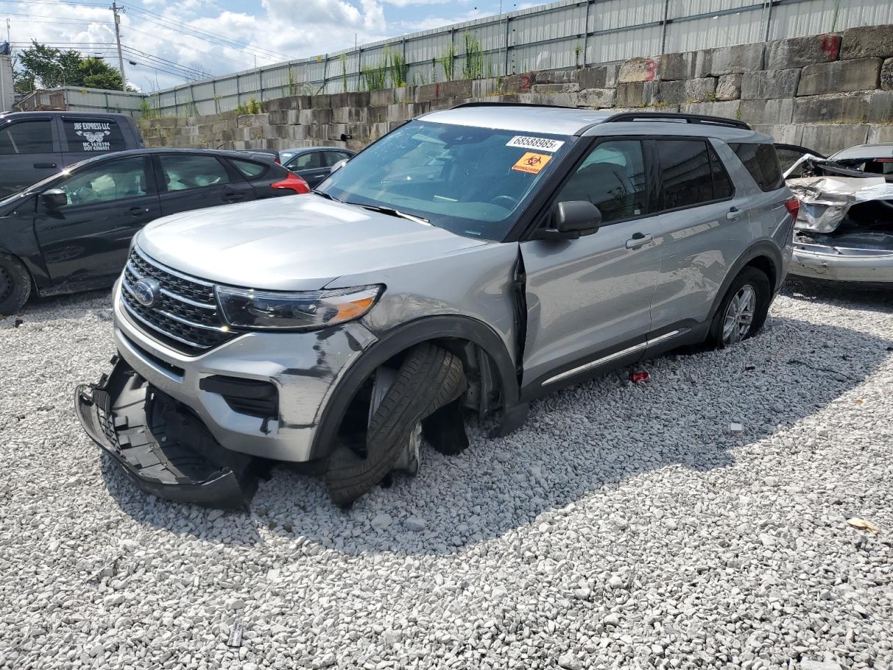 2024 Ford Explorer x XLT
