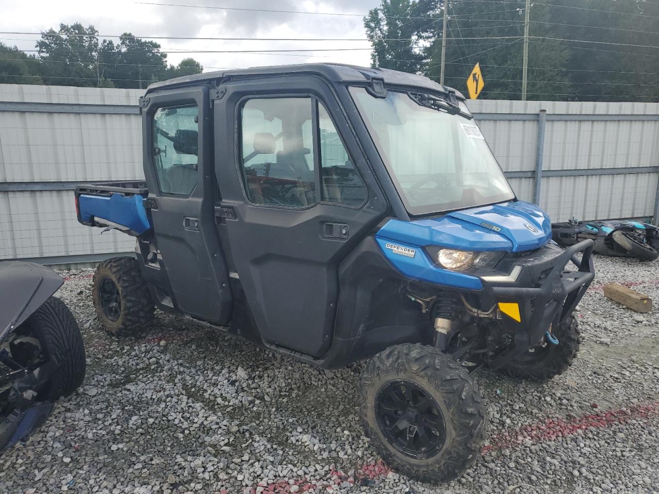 2021 Can-am Defender LIMITED CAB HD10