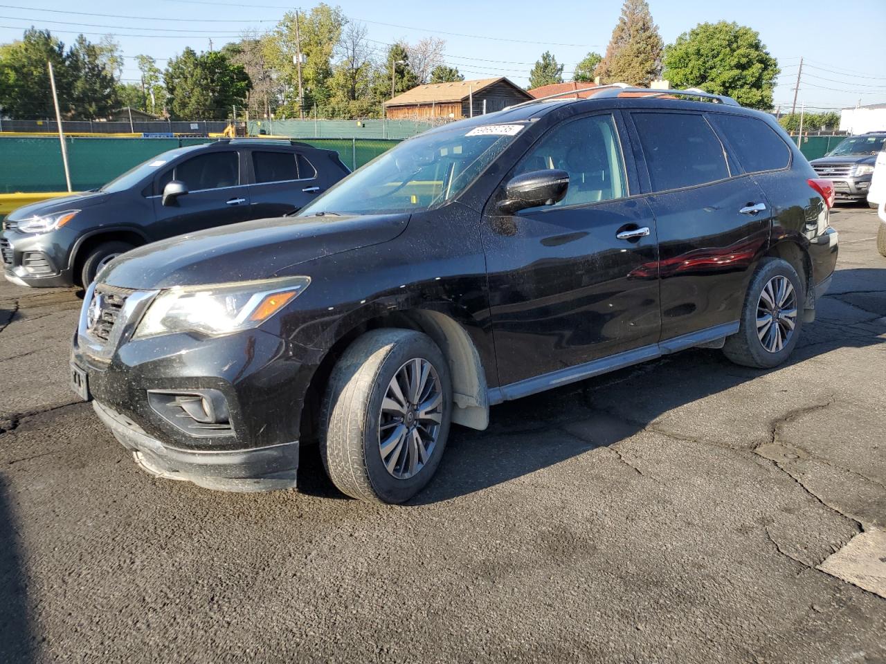 2017 Nissan Pathfinder s S