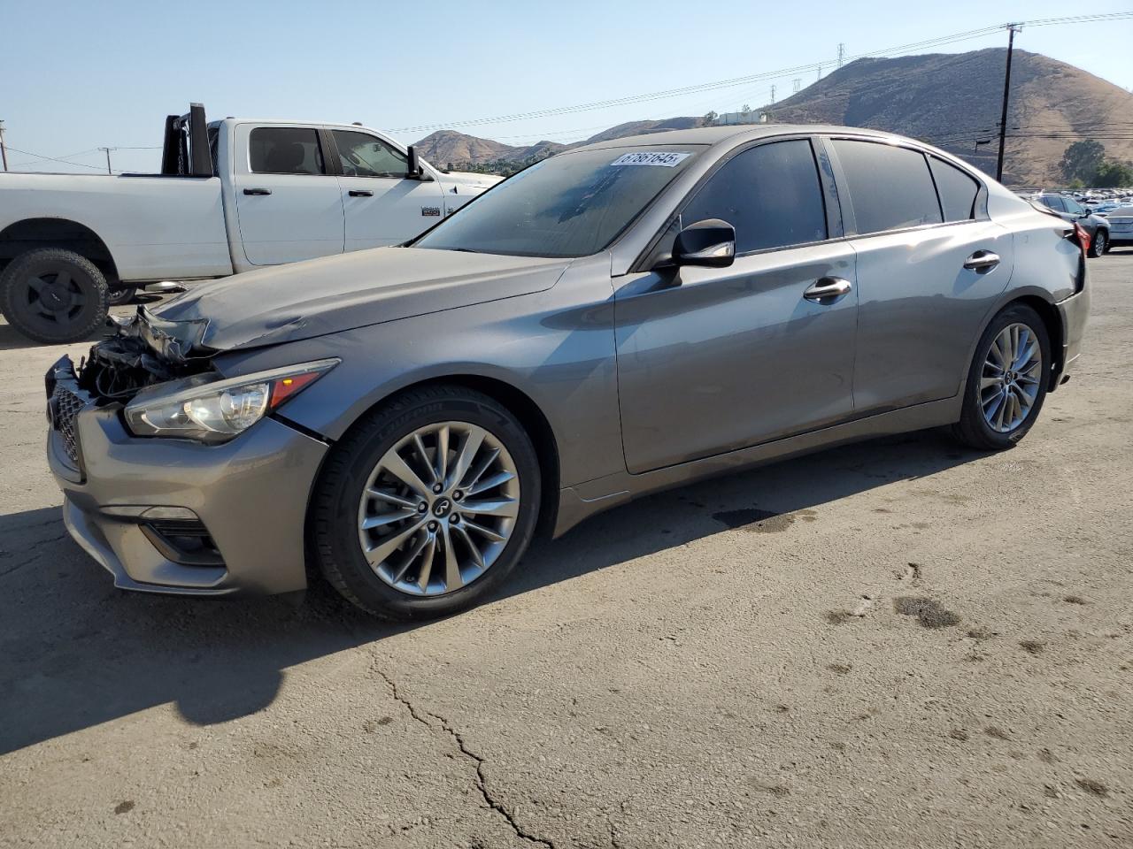 2019 Infiniti Q50 luxe LUXE