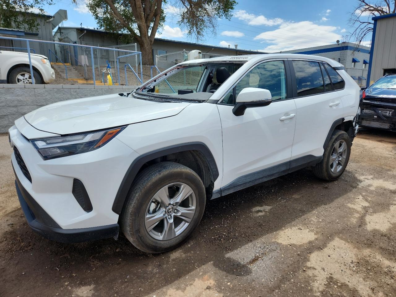 2024 Toyota Rav4 xle XLE