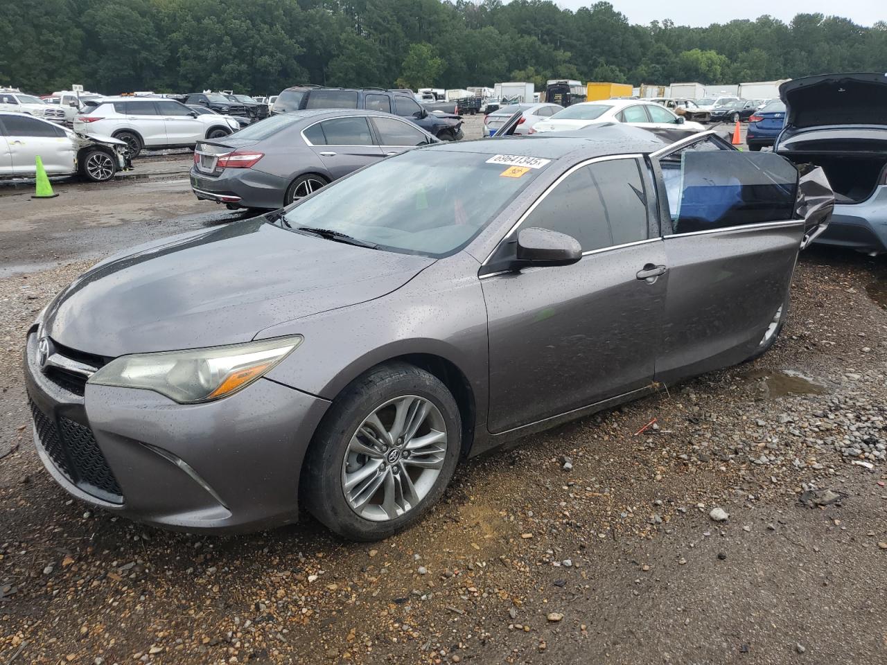 2015 Toyota Camry le LE