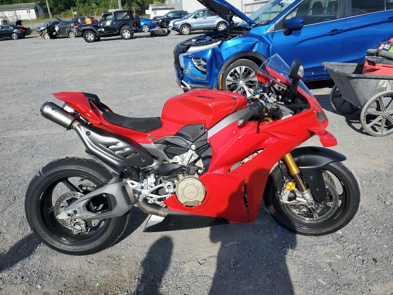 2025 Ducati Panigale v4 V4