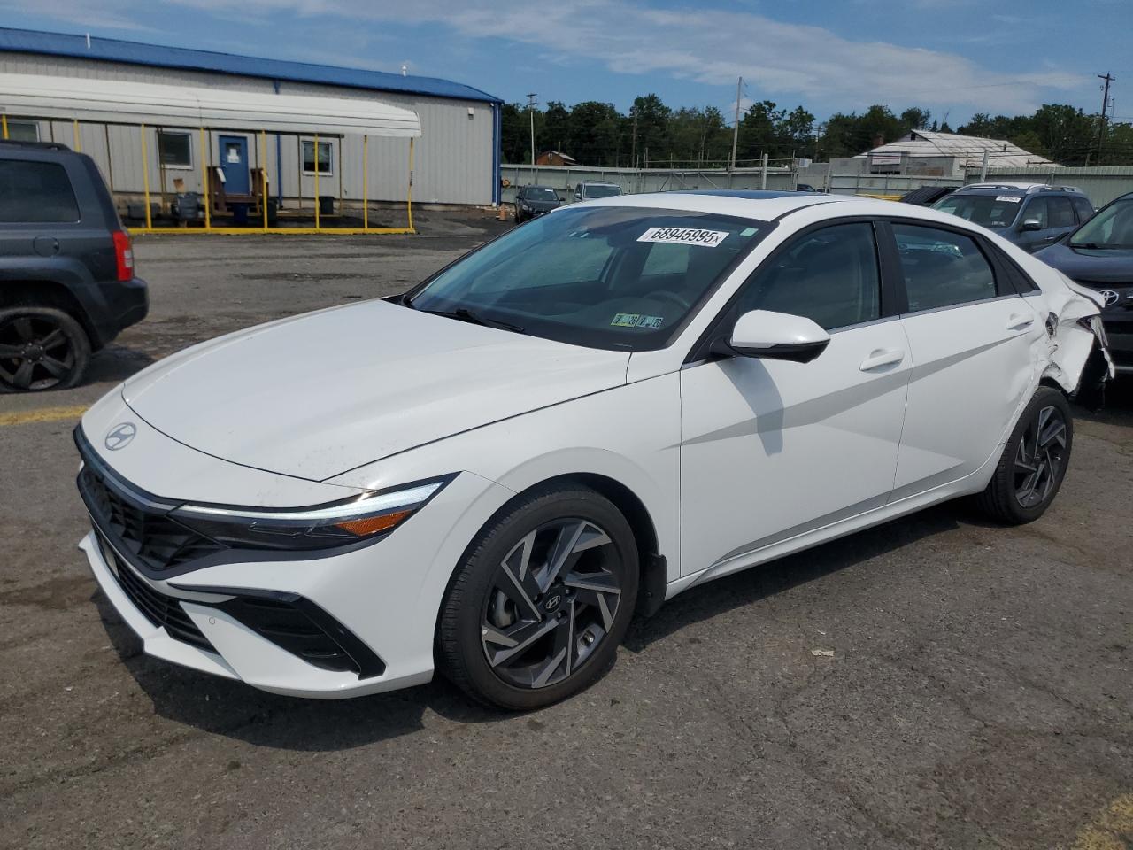 2024 Hyundai Elantra li LIMITED