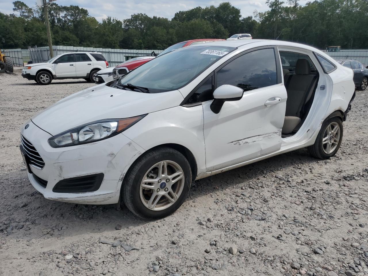 2018 Ford Fiesta se SE