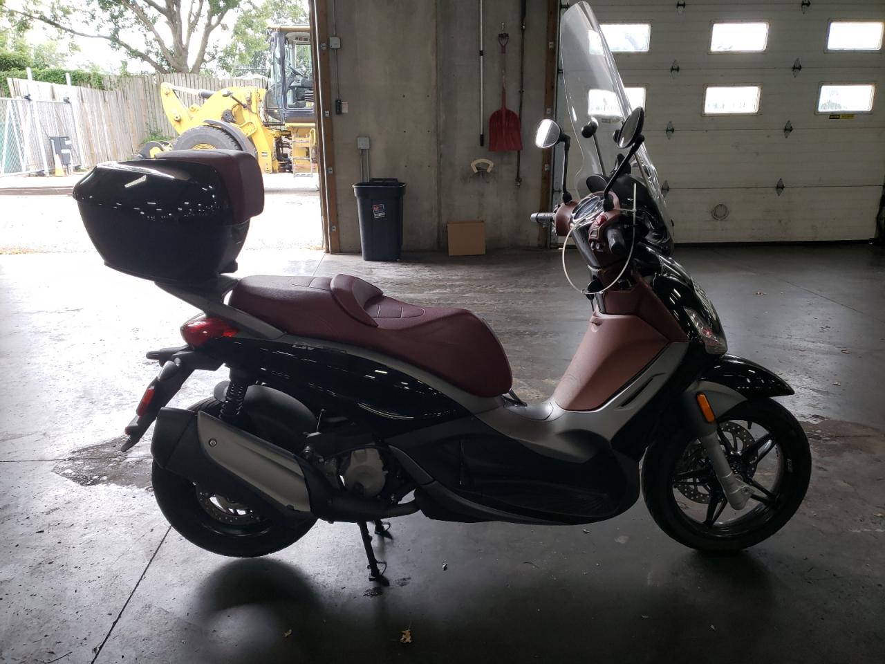 Piaggio Bv