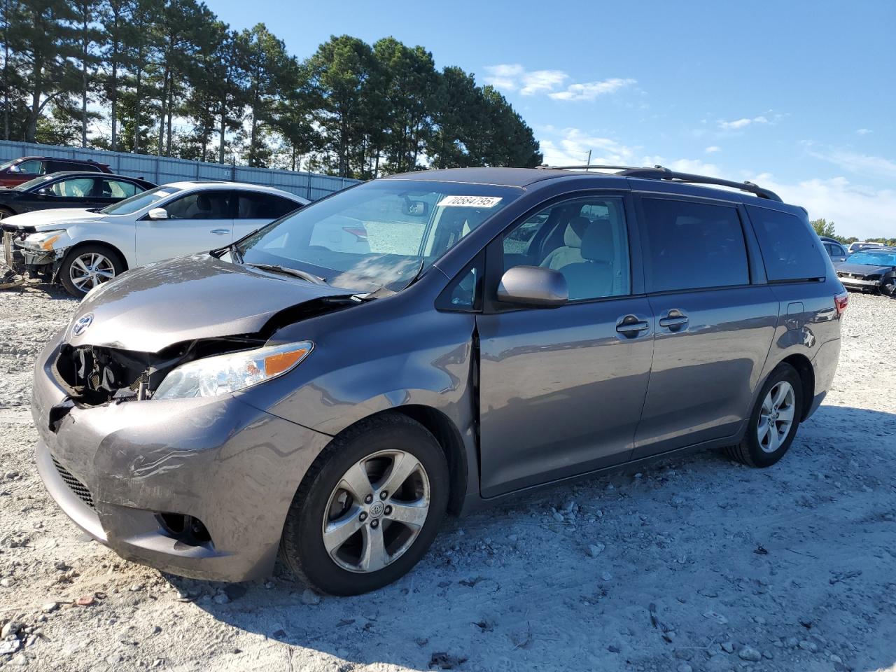 2015 Toyota Sienna le LE