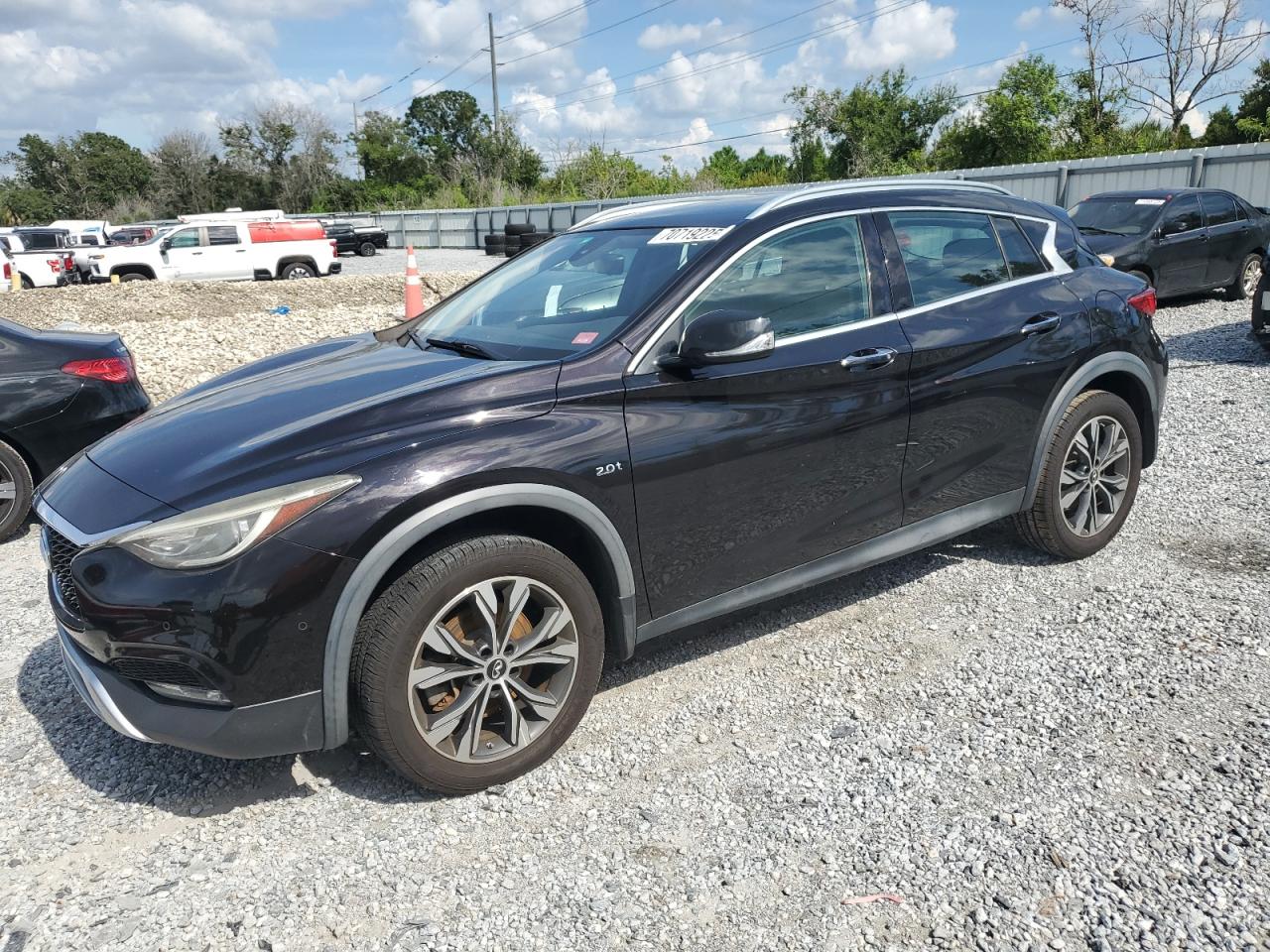 2018 Infiniti Qx30 base BASE