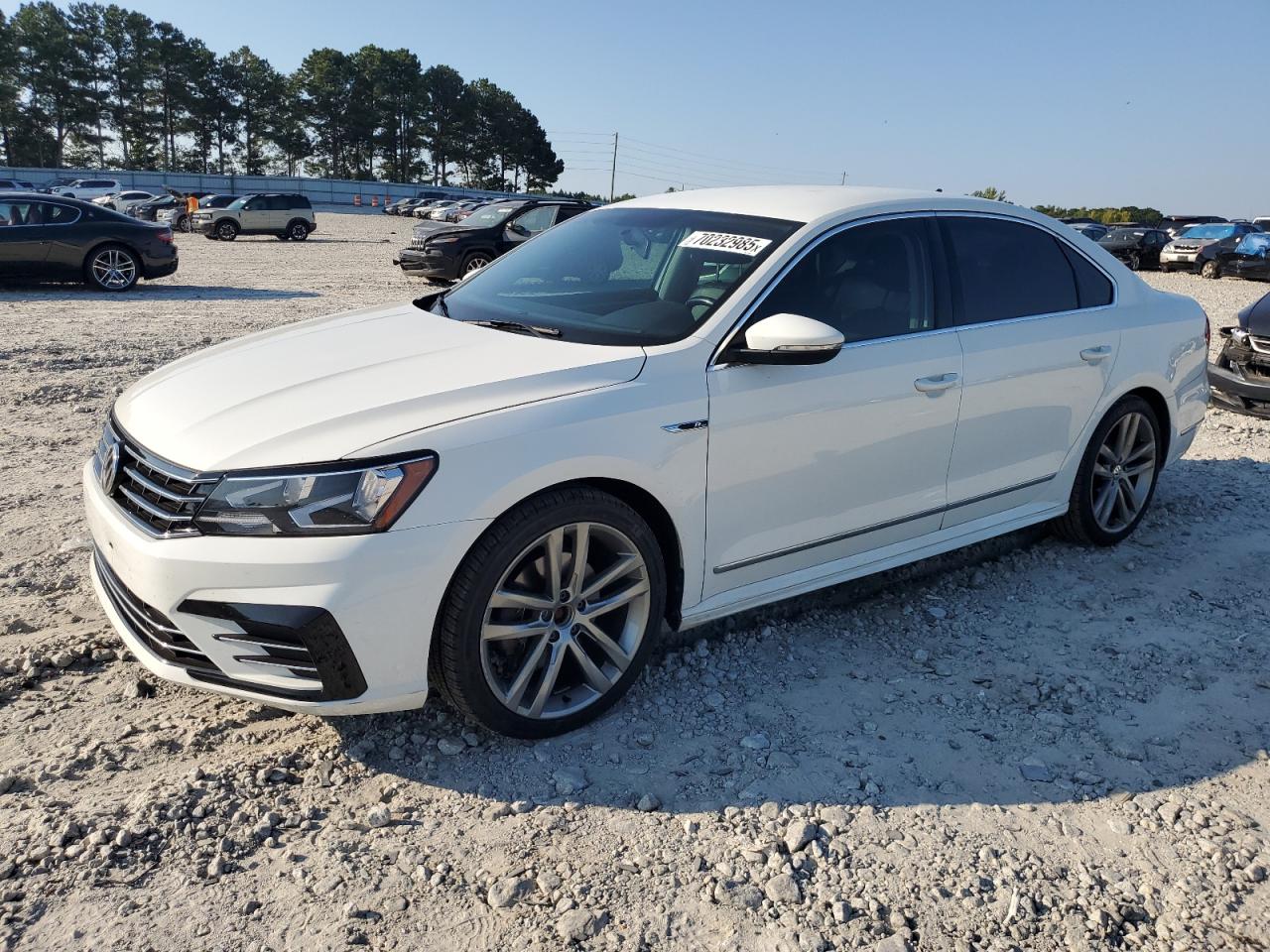 2017 Volkswagen Passat r-l R-LINE