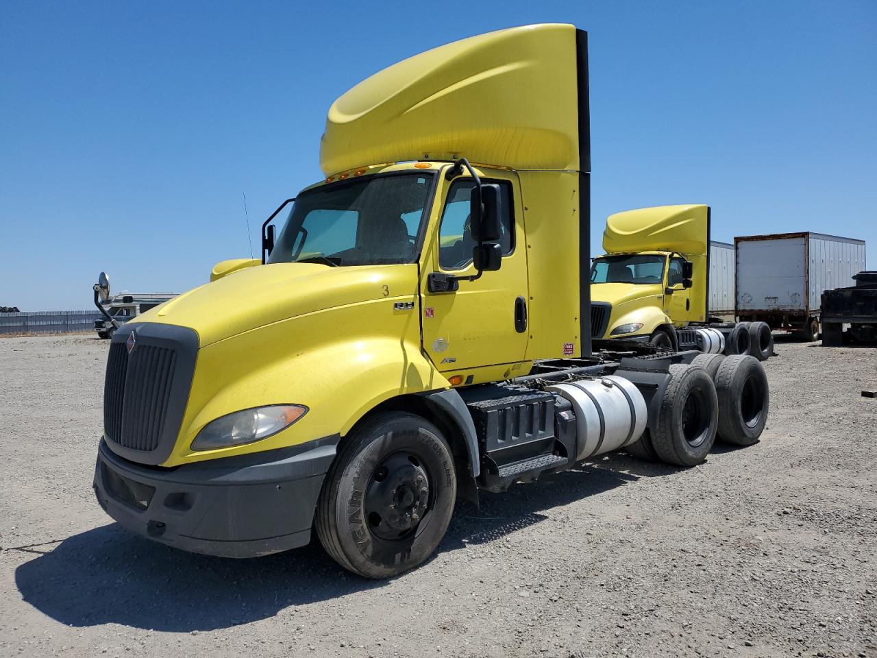 2018 International Rh613 - Trucks Semi Truck