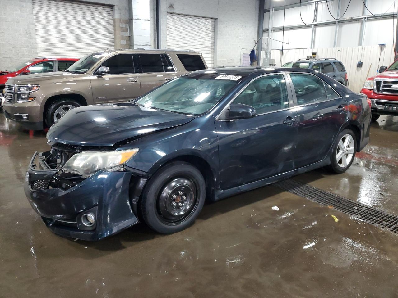 2013 Toyota Camry se L