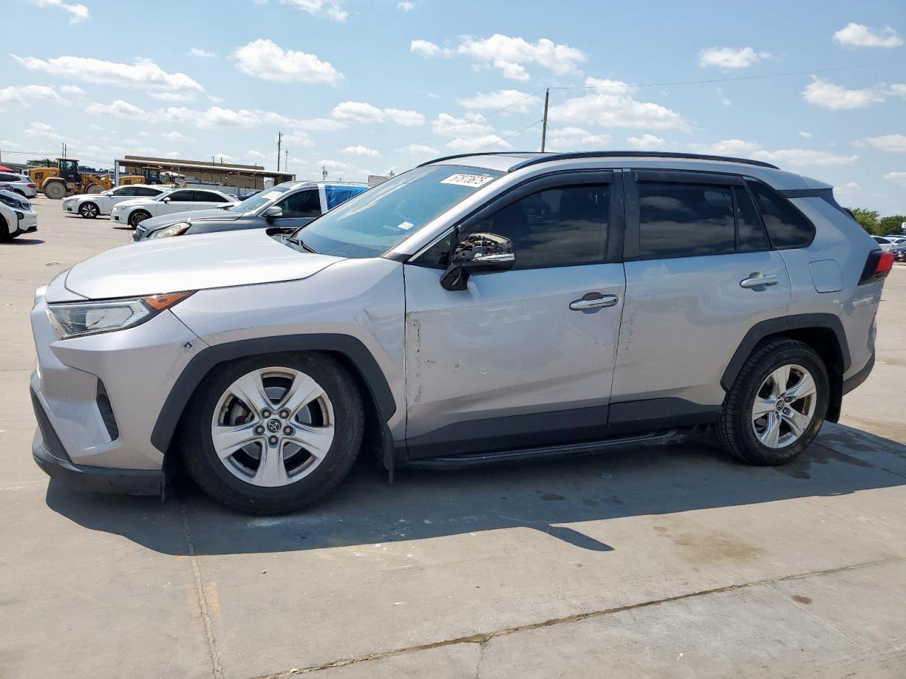 2019 Toyota Rav4 xle XLE