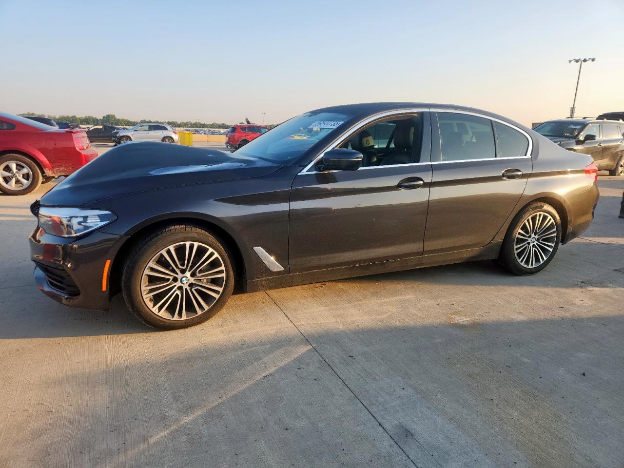 2019 BMW 5 series Xi