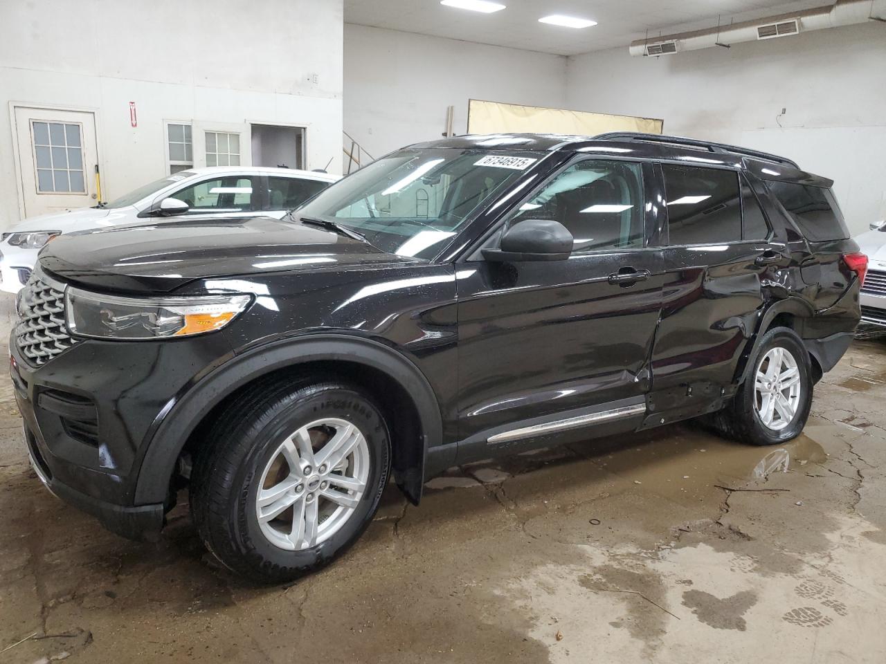 Ford Explorer x