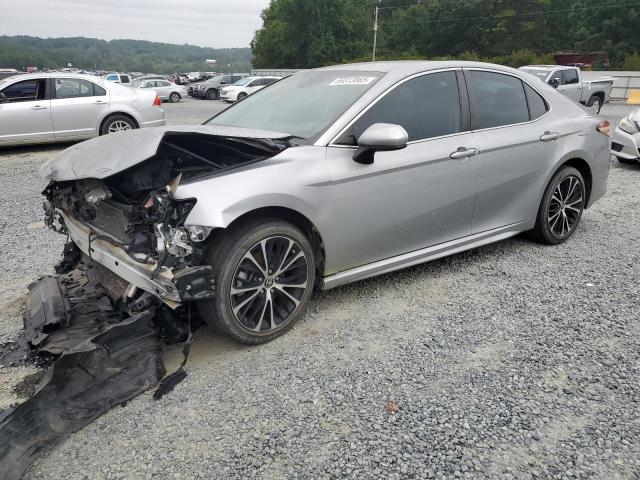 2020 Toyota Camry se SE