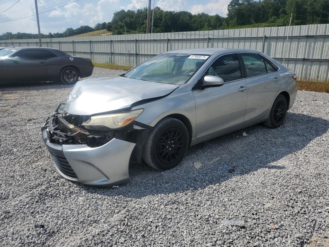2017 Toyota Camry le LE