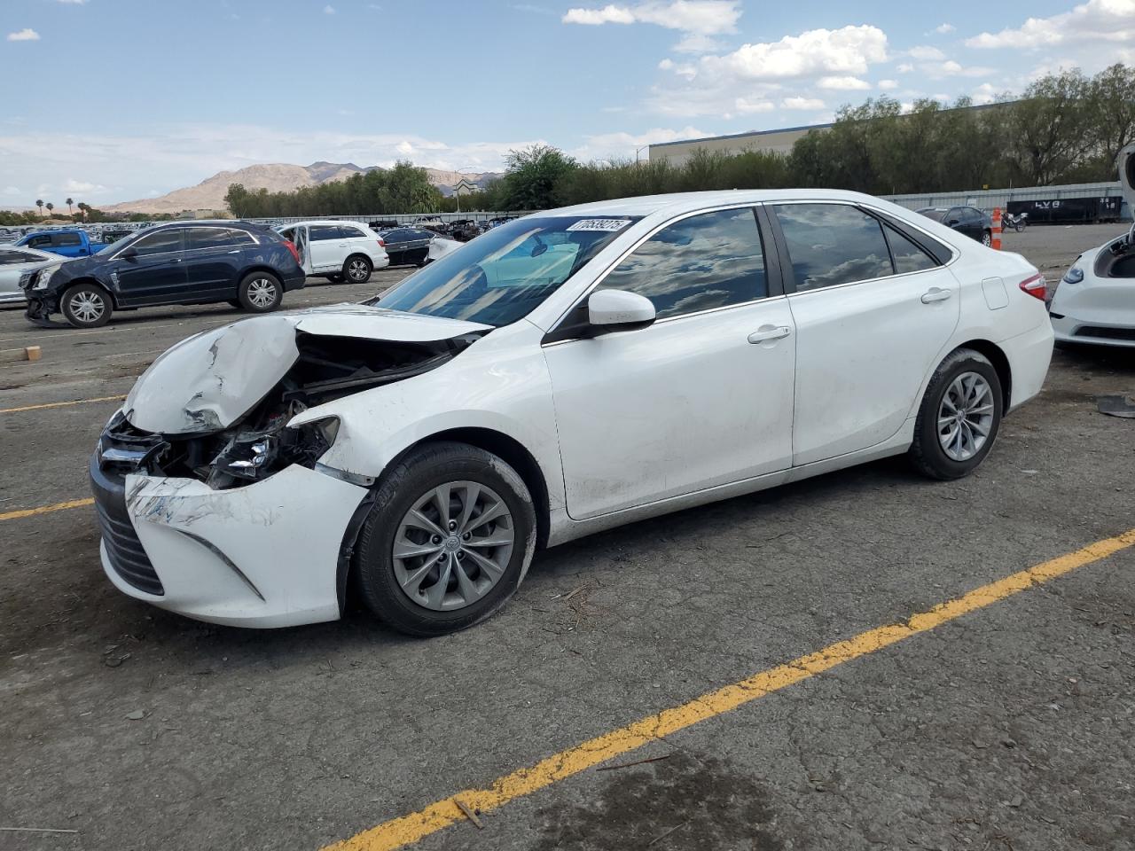 Toyota Camry le