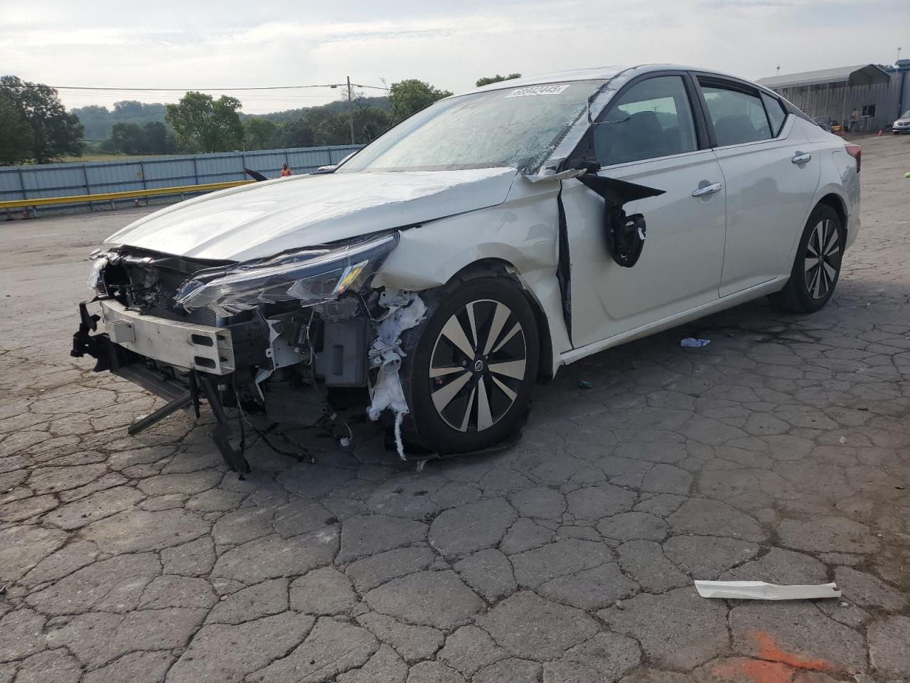 2021 Nissan Altima sv SV