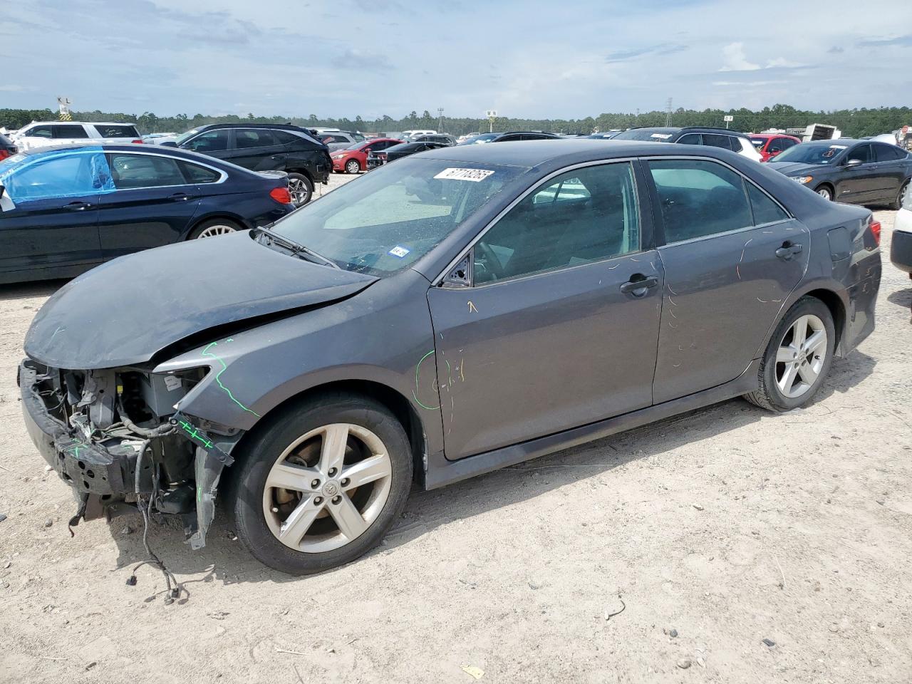 2014 Toyota Camry l L