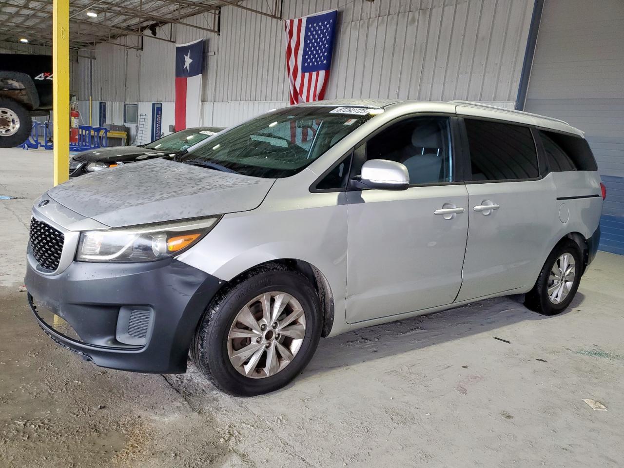2016 Kia SEDONA Lx