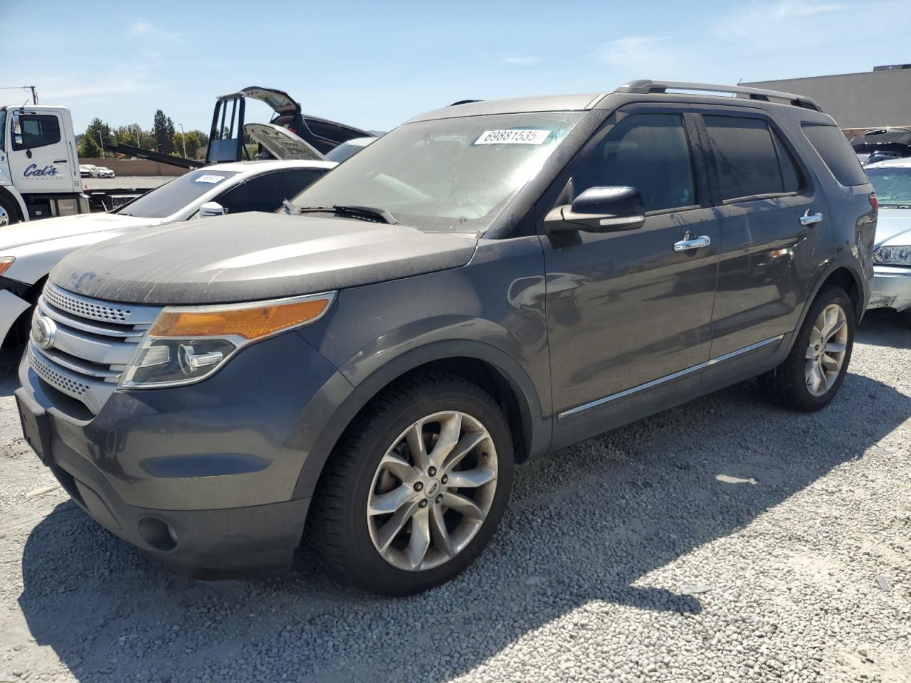Ford Explorer x