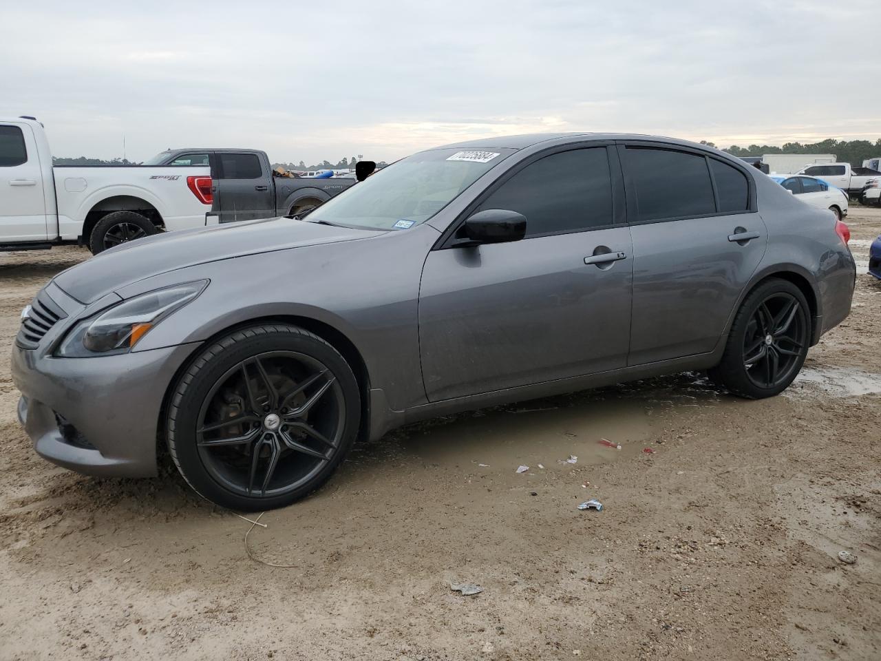 2011 Infiniti G37