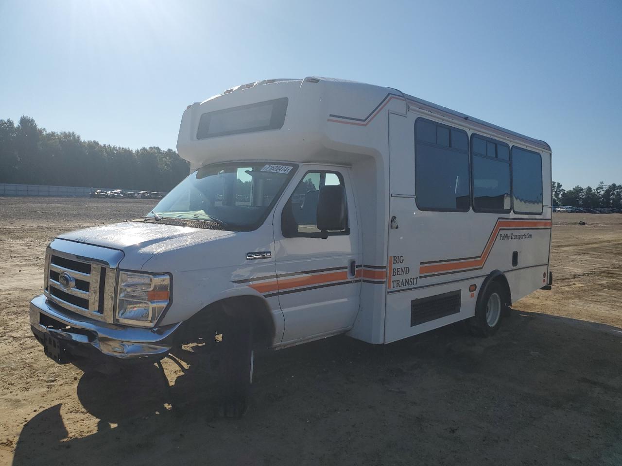 2020 Ford E450 bus