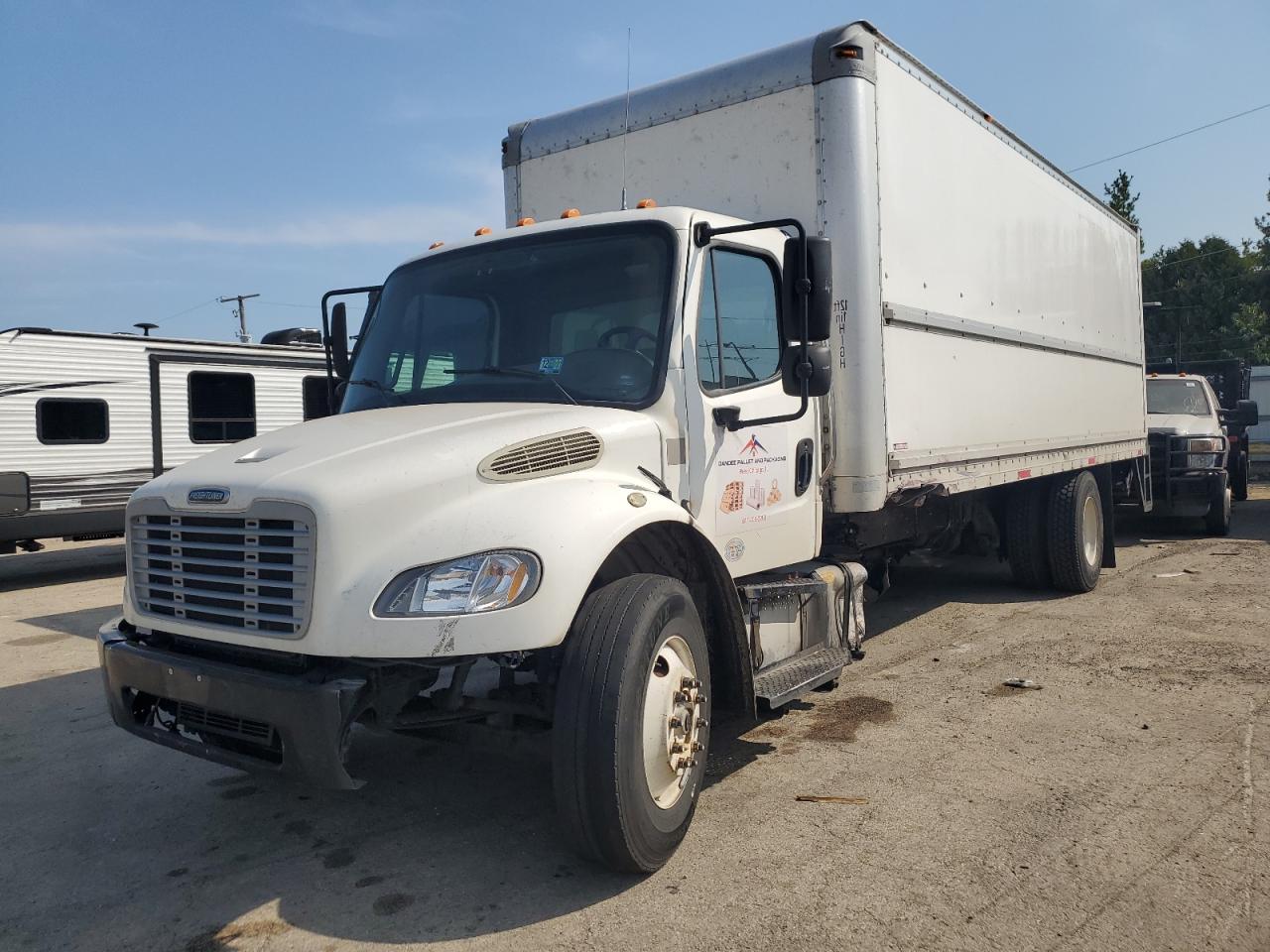 2012 Freightliner M2 106 med 106 MEDIUM DUTY