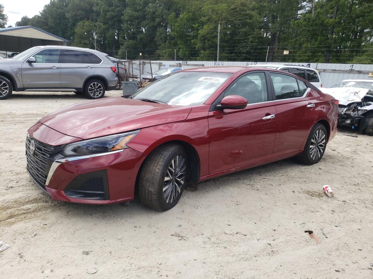 2023 Nissan Altima sv SV