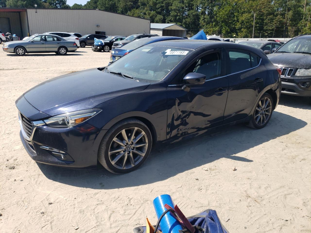 2018 Mazda 3 grand to GRAND TOURING